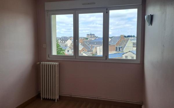 Appartement à louer    3 pièces •  Saint-Quentin