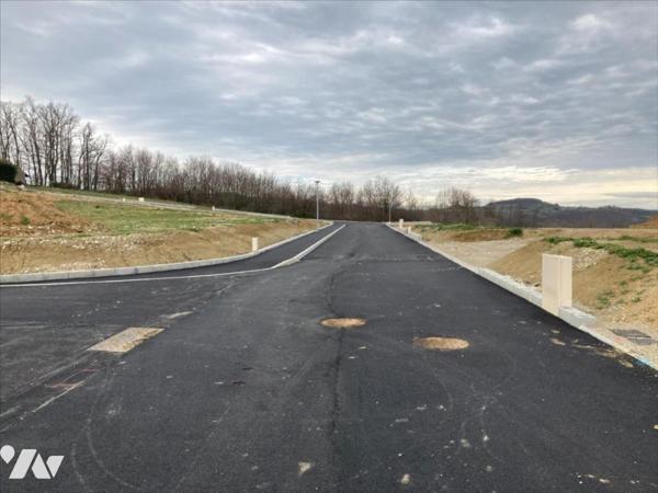 Terrain à bâtir de 597m² en lotissement Libre de construction