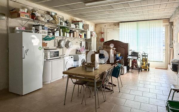 Maison à vendre    7 pièces •  Breuil-Magné