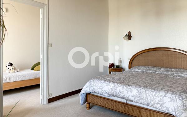 Maison à vendre    7 pièces •  Breuil-Magné