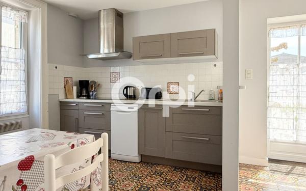 Maison à vendre    7 pièces •  Breuil-Magné