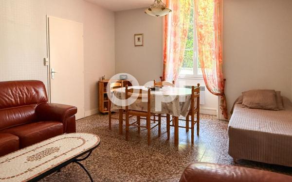 Maison à vendre    7 pièces •  Breuil-Magné