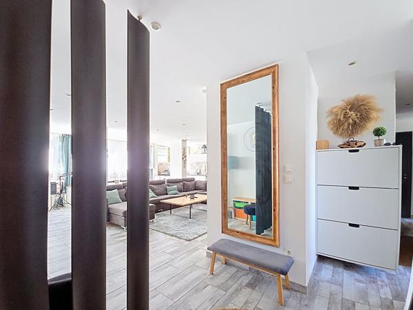 Spacieux appartement de 5 pièces de 103 m² à La Valette-du-Var