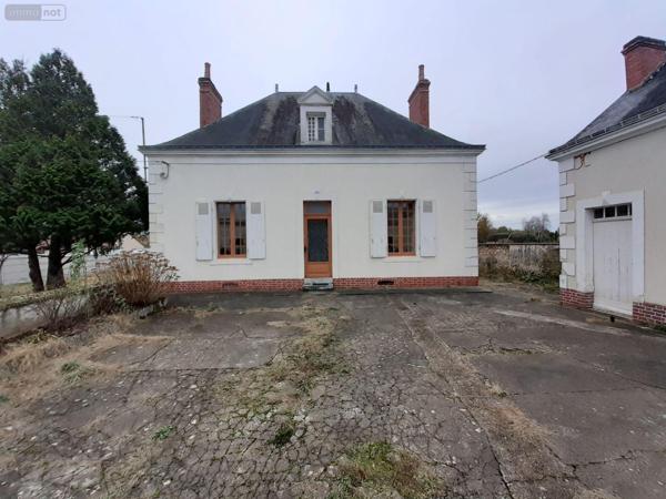 Maison de ville à vendre à Écommoy dans la Sarthe (72220), ref : 023/2092