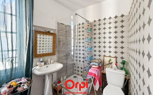 Maison à vendre    7 pièces •  Hérisson