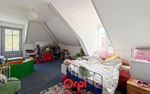 Maison à vendre    7 pièces •  Hérisson