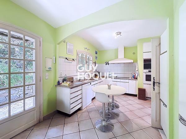 Vue Panoramique d'Exception - Propriété à Rénover dans Domaine Prisé de Mougins