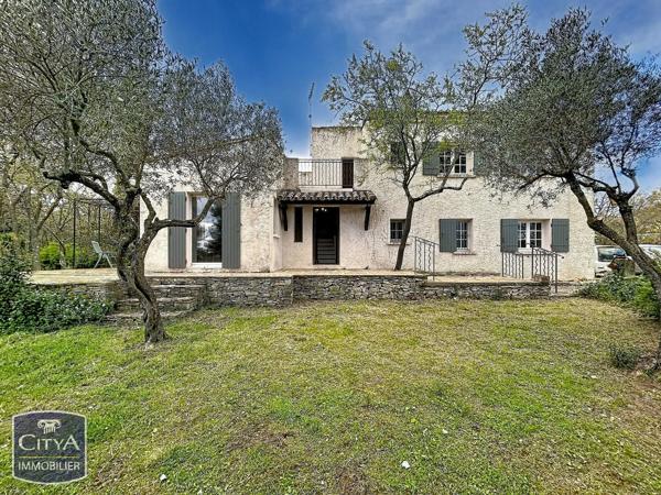 Maison à vendre 4 pièces 141m² Nîmes (30900)