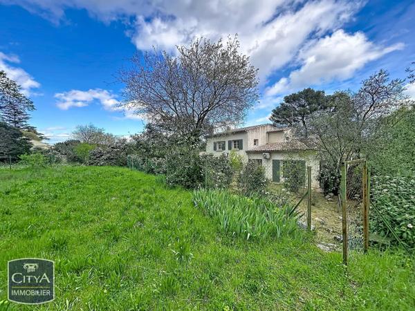 Maison à vendre 4 pièces 141m² Nîmes (30900)