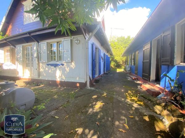 Maison à vendre 6 pièces 185m² Sainte-Suzanne (97441)