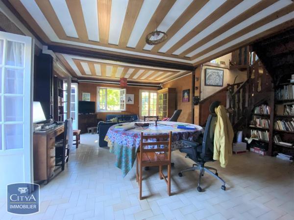 Maison à vendre 6 pièces 185m² Sainte-Suzanne (97441)