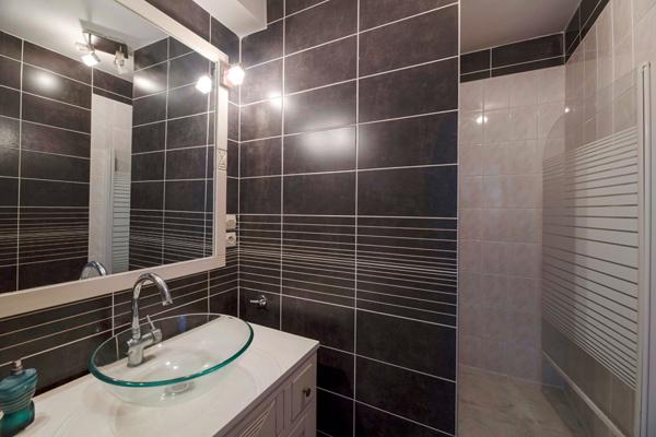 Maison Mordelles / 4 CHAMBRES / PISCINE / GARAGE / IMPASSE