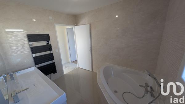 Maison à vendre 4 pièces 142 m² La Châtre