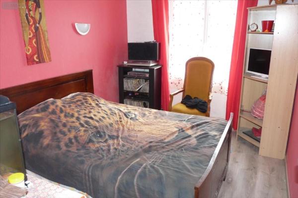 Maison à vendre à Champgenéteux en Mayenne (53160), ref : 53075DLS24023