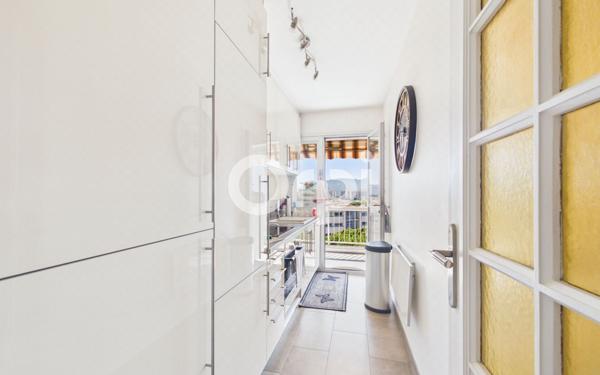 Appartement à vendre    2 pièces • 46,57 m2 Mandelieu-la-Napoule