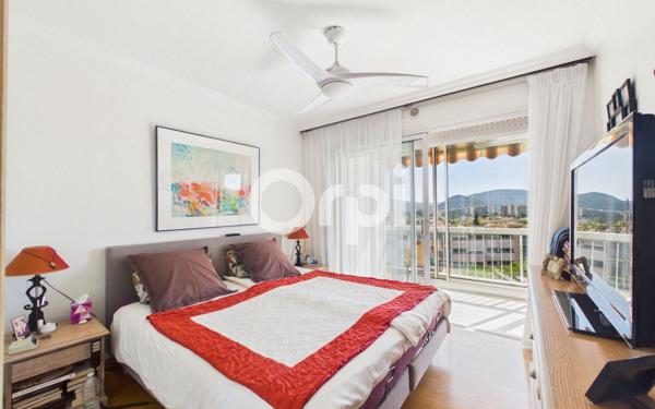 Appartement à vendre    2 pièces • 46,57 m2 Mandelieu-la-Napoule