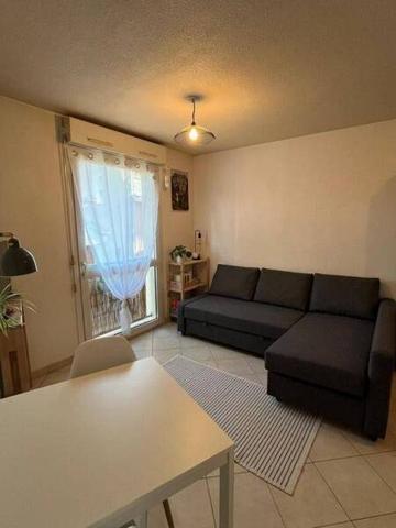 Appartement 1 pièce                                        - 44000 Nantes Réf : 12157