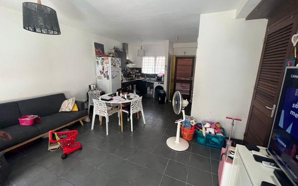 Appartement à vendre    3 pièces •  Cayenne