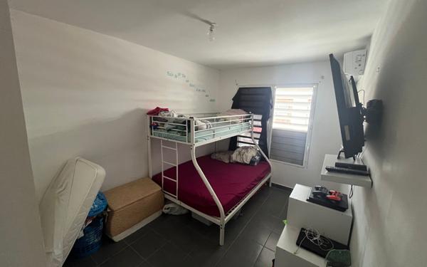 Appartement à vendre    3 pièces •  Cayenne
