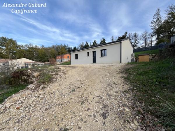 Maison de plain-pied - 2 chambres - Terrasse - Jardin clôturé