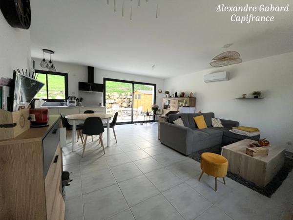 Maison de plain-pied - 2 chambres - Terrasse - Jardin clôturé