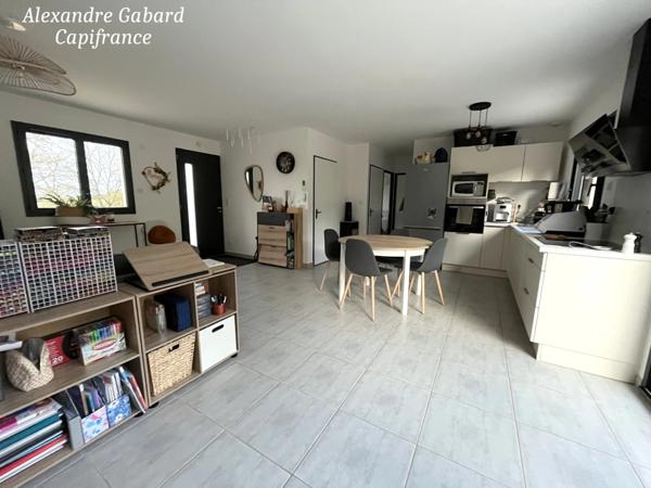 Maison de plain-pied - 2 chambres - Terrasse - Jardin clôturé