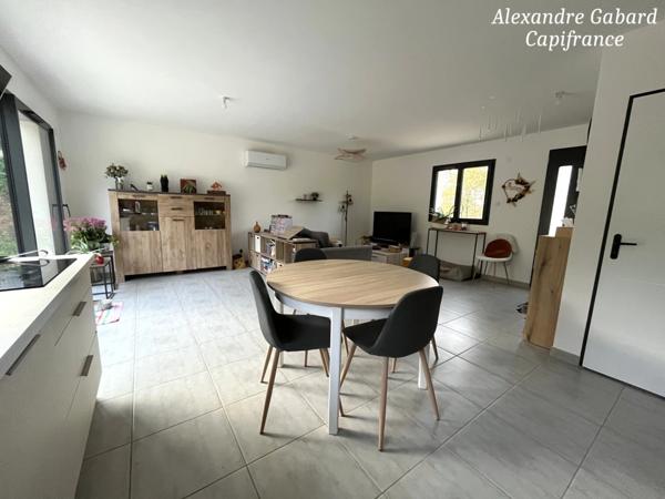 Maison de plain-pied - 2 chambres - Terrasse - Jardin clôturé