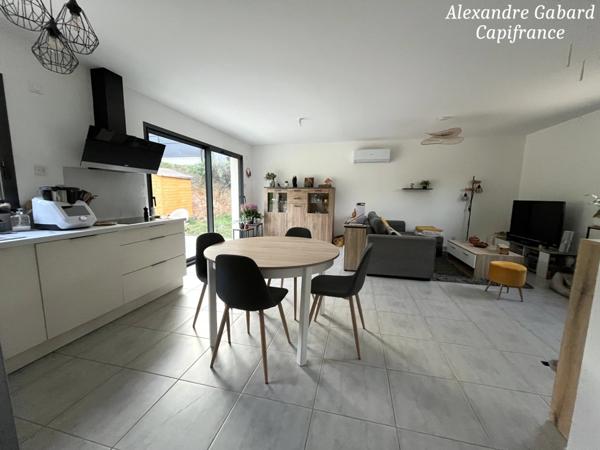 Maison de plain-pied - 2 chambres - Terrasse - Jardin clôturé