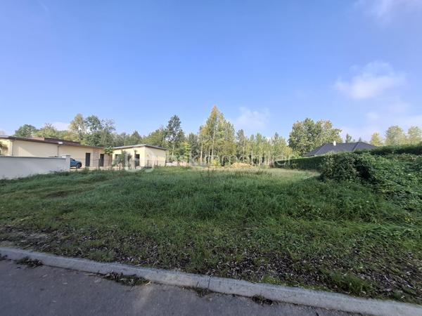 Terrain de 1 172 m²