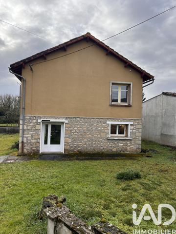 Maison à vendre 6 pièces 90 m² Ruffec