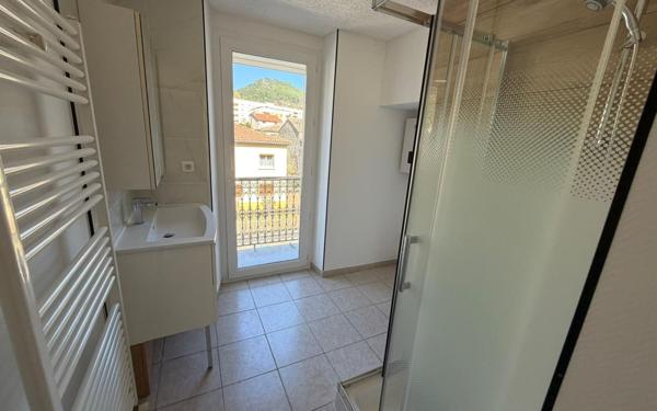 Appartement à vendre    4 pièces •  Bessèges