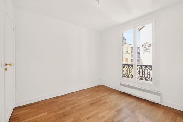Appartement Paris 9 e - MARTYRS / RUE DE L'AGENT BAILLY