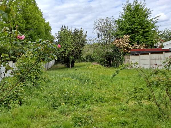 À vendre - Immeuble 250 m² situé à Rueil-Malmaison (92500)
