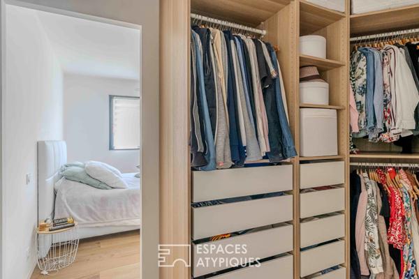 Maison d’architecte avec volumes généreux et piscine