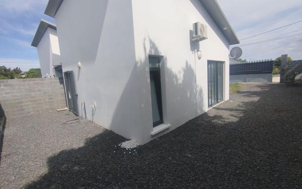 Maison à louer    2 pièces •  Saint-Louis