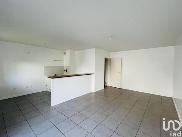 Location appartement 3 pièces 71 m² Mérignac