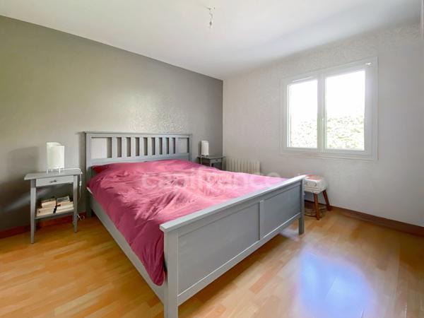 Maison à vendre 6 pièces PREVESSIN MOENS (01)