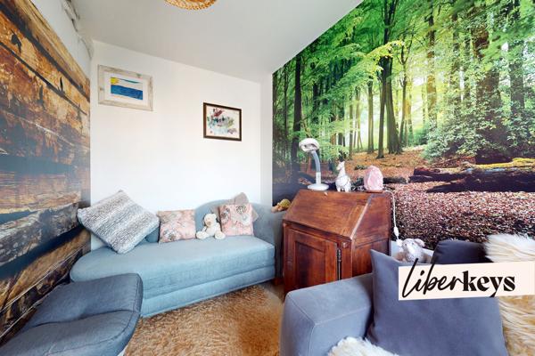 Grand studio 31 m² dernier étage terrasse parking Orly Fer à Cheval