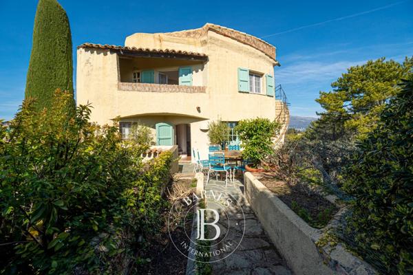 Mouans-Sartoux, Villa 4 Chambres -  120 m² à vendre