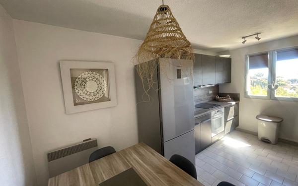 Appartement à vendre    3 pièces • 53 m2 La Seyne-sur-Mer