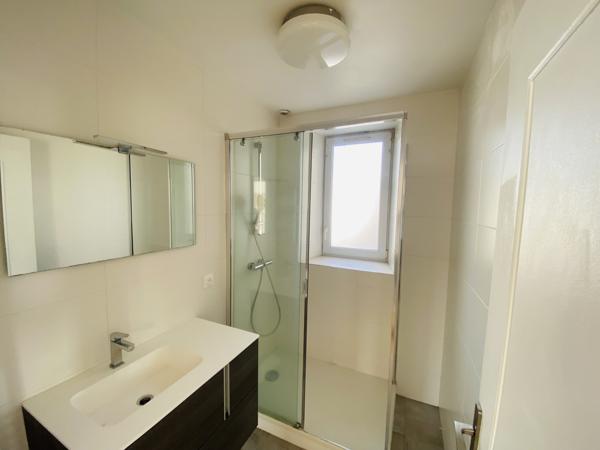 Appartement T3 82m2 rue de Siam