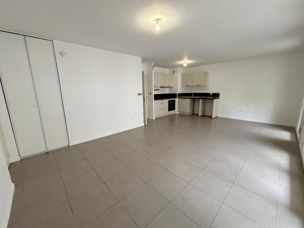 Magnifique appartement T3 avec terrasse couverte et