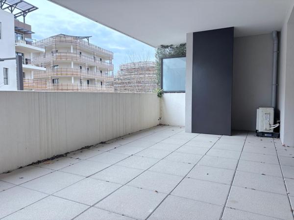 Magnifique appartement T3 avec terrasse couverte et