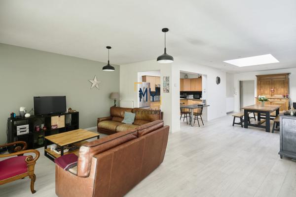 MAGNIFIQUE 1930 AVEC GARAGE - CENTRE DE SAINT-ANDRE-LEZ-LILLE