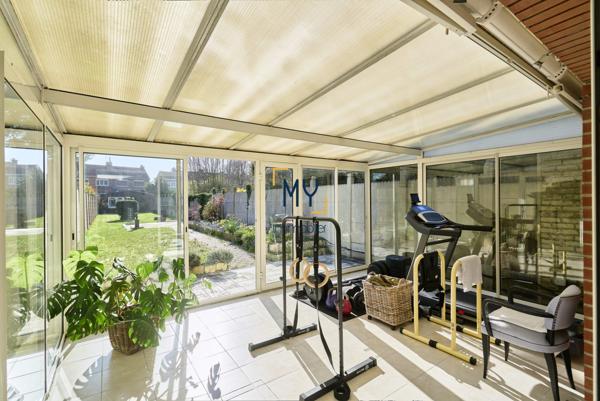 MAGNIFIQUE 1930 AVEC GARAGE - CENTRE DE SAINT-ANDRE-LEZ-LILLE