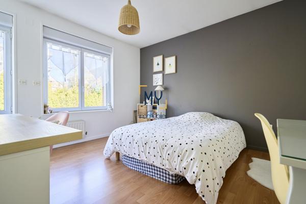 MAGNIFIQUE 1930 AVEC GARAGE - CENTRE DE SAINT-ANDRE-LEZ-LILLE