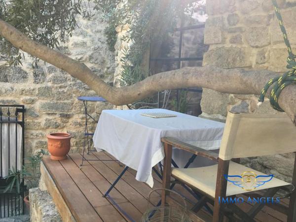 Magnifique maison de village 90m² avec jardin et piscine