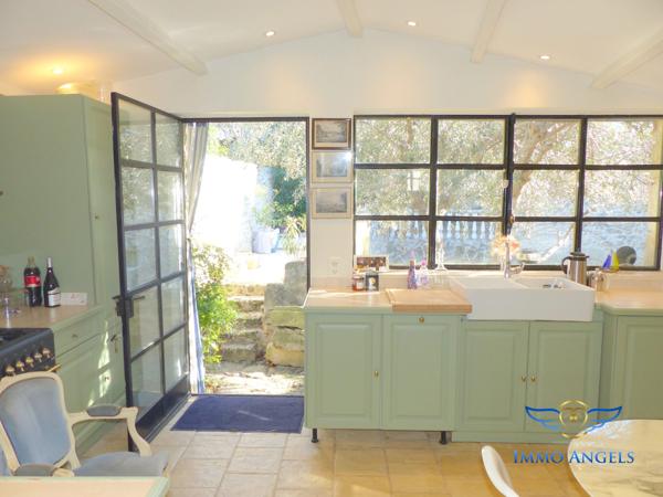 Magnifique maison de village 90m² avec jardin et piscine