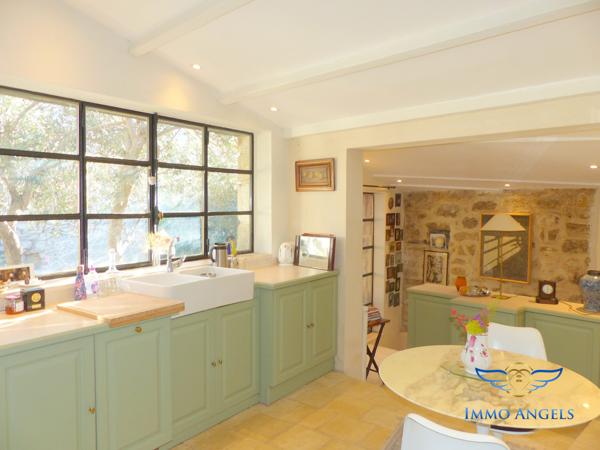 Magnifique maison de village 90m² avec jardin et piscine