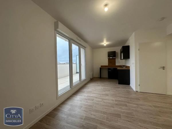 Appartement à louer 2 pièces 43.02m² Luisant (28600)